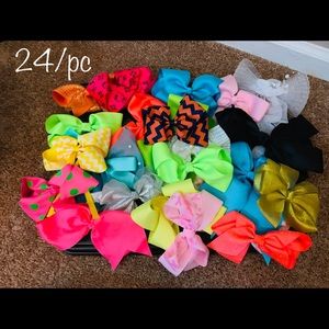 24pc Hair Bow Lot. EUC!